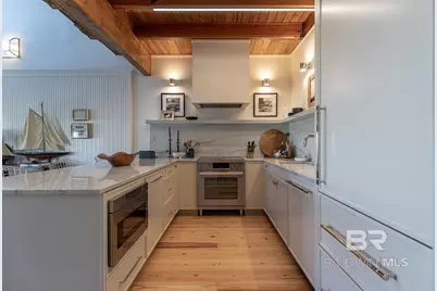 314 De La Mare Avenue #2, Fairhope, AL 36532 - Photo 11