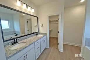 18070 Piney Cir, Foley, AL 36535 - Photo 11