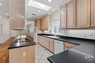 952 Edwards Ave, Fairhope, AL 36532 - Photo 5