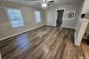 1701 Crestwood Dr, Mobile, AL 36618 - Photo 3