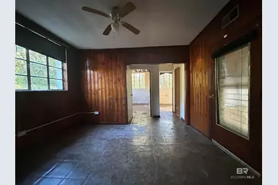 401 W Highland Avenue, Mobile, AL 36610 - Photo 13