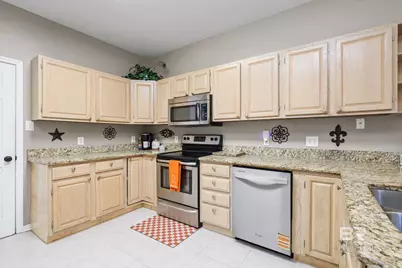 150 Lakeview Loop, Daphne, AL 36526 - Photo 9