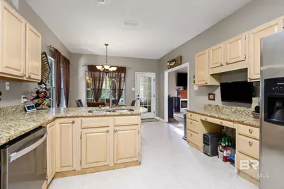 150 Lakeview Loop, Daphne, AL 36526 - Photo 7