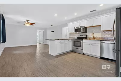 140 W 8th Avenue, Gulf Shores, AL 36542 - Photo 11