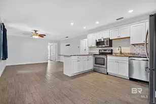 140 W 8th Ave, Gulf Shores, AL 36542 - Photo 11