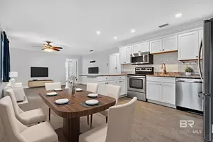 140 W 8th Ave, Gulf Shores, AL 36542 - Photo 7