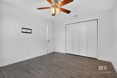 140 W 8th Avenue, Gulf Shores, AL 36542 - Photo 23