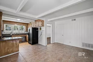 2758 Brookwood Dr, Mobile, AL 36606 - Photo 7