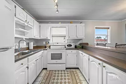 240 W 6th Avenue, Gulf Shores, AL 36542 - Photo 11