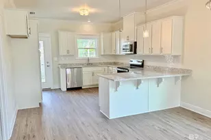 2298 Snowden Pl, Mobile, AL 36609 - Photo 3