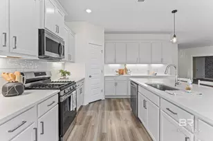 574 Golden Leaf Ave, Fairhope, AL 36532 - Photo 7