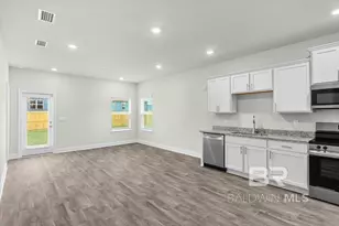 13765 Shea Cir, Foley, AL 36535 - Photo 9