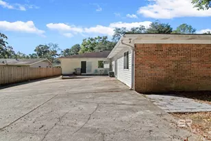 2705 E Woodcliff Dr, Mobile, AL 36693 - Photo 39