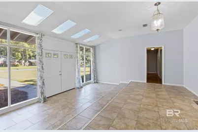 3913 Pembrocke Avenue, Mobile, AL 36608 - Photo 9