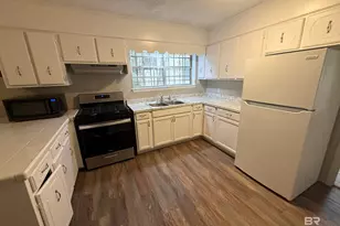 1454 Delusser St, Mobile, AL 36603 - Photo 3