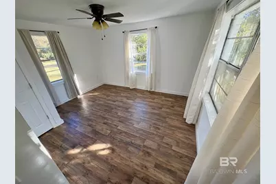 605 S White Avenue, Bay Minette, AL 36507 - Photo 9