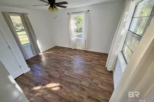 605 S White Ave, Bay Minette, AL 36507 - Photo 9