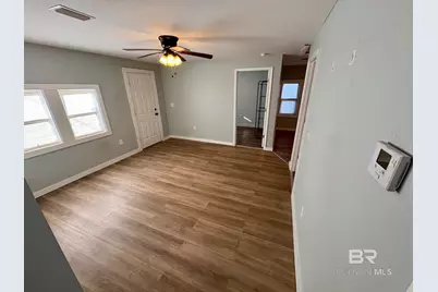 605 S White Avenue, Bay Minette, AL 36507 - Photo 5