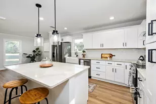 6001 Camp Halls Mill Dr, Mobile, AL 36619 - Photo 15