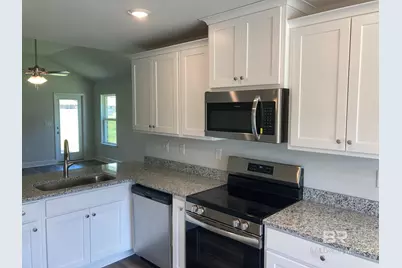 637 Revere Street, Foley, AL 36535 - Photo 7