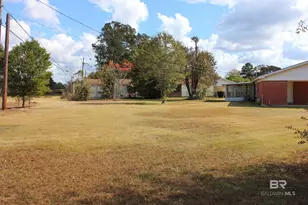 141 Holt St, Flomaton, AL 36441 - Photo 27