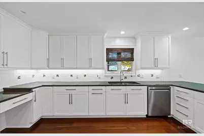 4 Leslie Court, Fairhope, AL 36532 - Photo 19