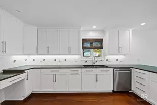 4 Leslie Ct, Fairhope, AL 36532 - Photo 19