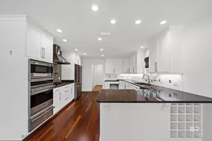 4 Leslie Ct, Fairhope, AL 36532 - Photo 17