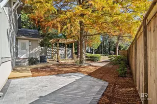 4 Leslie Ct, Fairhope, AL 36532 - Photo 51