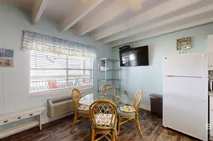 1027 W Beach Blvd, Gulf Shores, AL 36542 - Photo 11