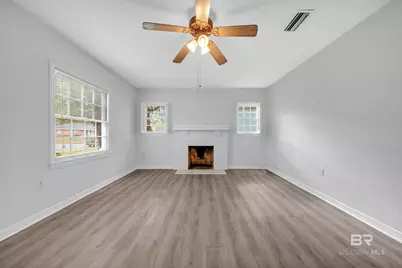 32 Sherwood Drive, Mobile, AL 36606 - Photo 5