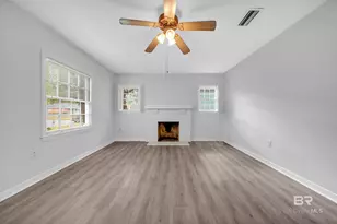 32 Sherwood Dr, Mobile, AL 36606 - Photo 5