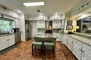 29441 Hidden Creek Cir, Daphne, AL 36526 - Photo 11