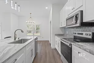 820 Wildwood Dr, Mobile, AL 36693 - Photo 17