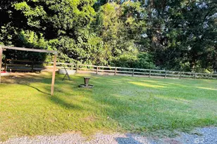 24561 Peavy Ln, Robertsdale, AL 36567 - Photo 5