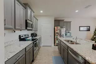 719 Truxton Street, Fairhope, AL 36532 - Photo 15