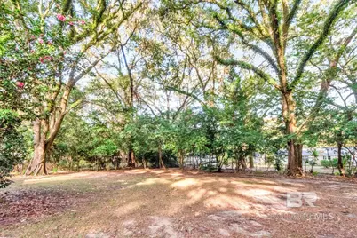 913 Cottage Hill Avenue, Mobile, AL 36693 - Photo 17