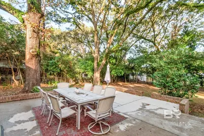 913 Cottage Hill Avenue, Mobile, AL 36693 - Photo 11