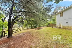 417 Azalea St, Fairhope, AL 36532 - Photo 19