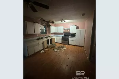 309 W Magnolia Street, Bay Minette, AL 36507 - Photo 3