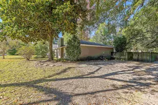 409 Nichols Ave, Fairhope, AL 36532 - Photo 5
