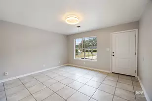 4664 Geneva Dr, Pensacola, FL 32526 - Photo 3