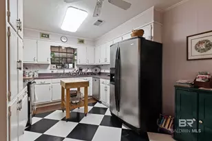 21420 West Blvd, Silverhill, AL 36576 - Photo 11