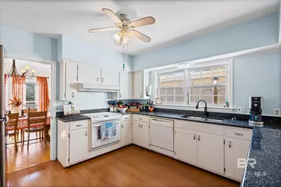 324 Hadrian Street, Mobile, AL 36606 - Photo 11