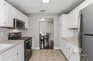 6810 Myra St, Molino, FL 32577 - Photo 13