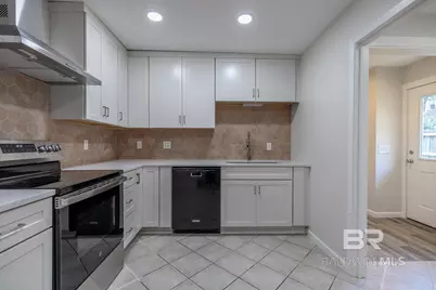 558 Bellangee Avenue, Fairhope, AL 36532 - Photo 5