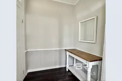 1063 Selma Street, Mobile, AL 36604 - Photo 5