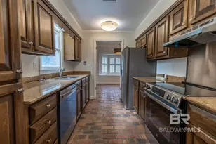 359 S Mobile St, Fairhope, AL 36532 - Photo 7