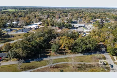 22995 E Chicago Street, Robertsdale, AL 36567 - Photo 11