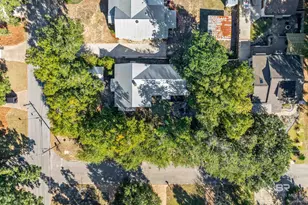 107 S Bayview St, Fairhope, AL 36532 - Photo 27